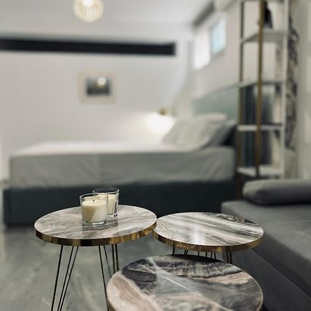 New Apartment At Athenian Riviera Екстер'єр фото